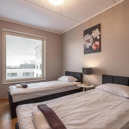 Airhome - Heart Of Center