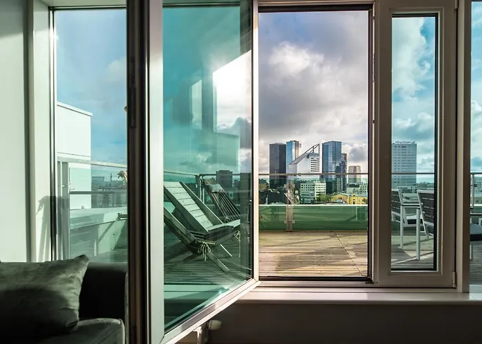 Airhome - Heart Of Center